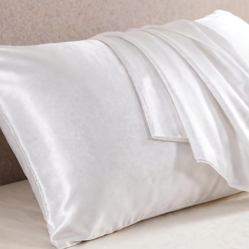 Pillowcases in Satin with Cooling Sensation