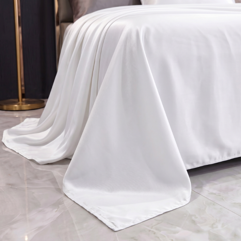 Kit satin de luxe avec drap élastique et taies d'oreiller doubles
