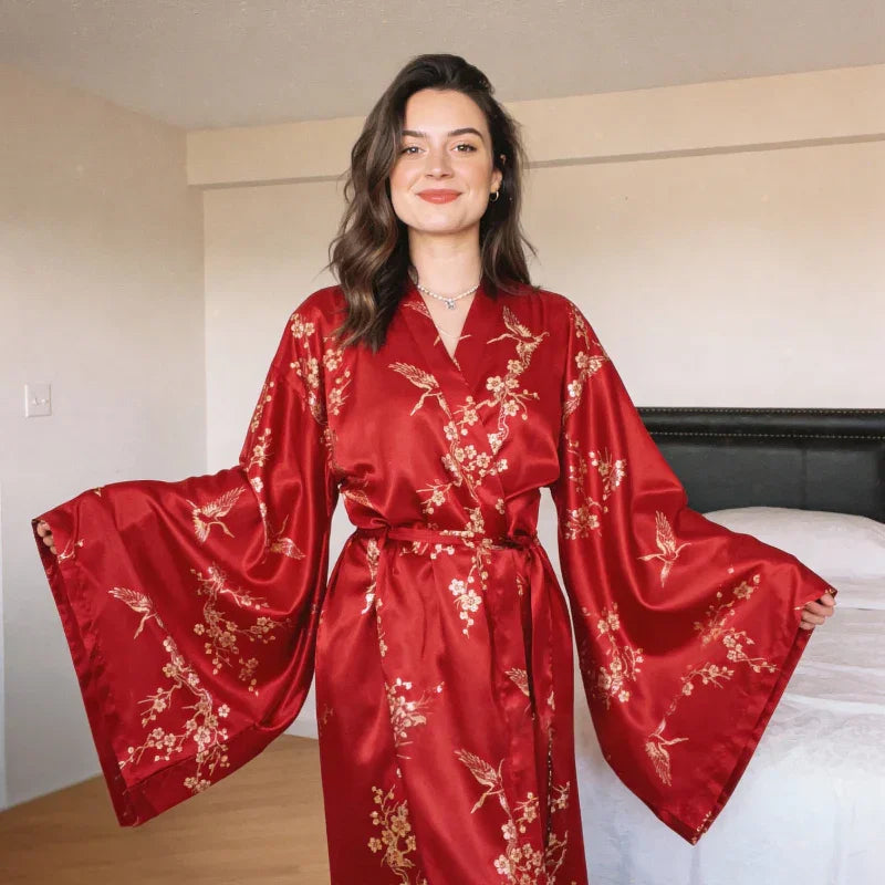 Robe en soie à imprimé floral avec ceinture