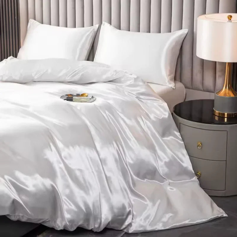 Σετ κλινοσκεπασμάτων υψηλής ποιότητας με βελούδινο πάπλωμα και μεταξένια υφή