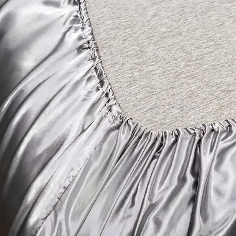 Fitted Satin Set with Smooth Surface and Tailored Look