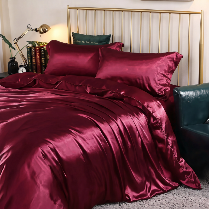 Ensemble King Satin avec drapé liquide et finition brillante