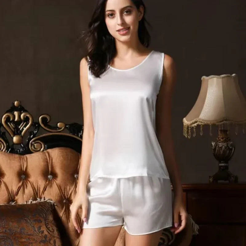 Babydoll with round neckline