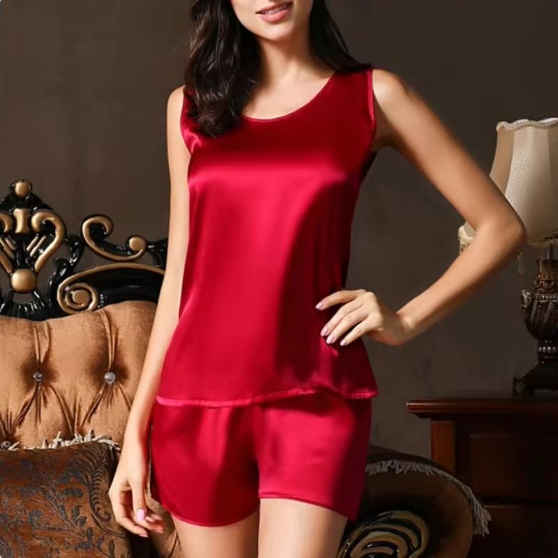 Silk babydoll with round neckline