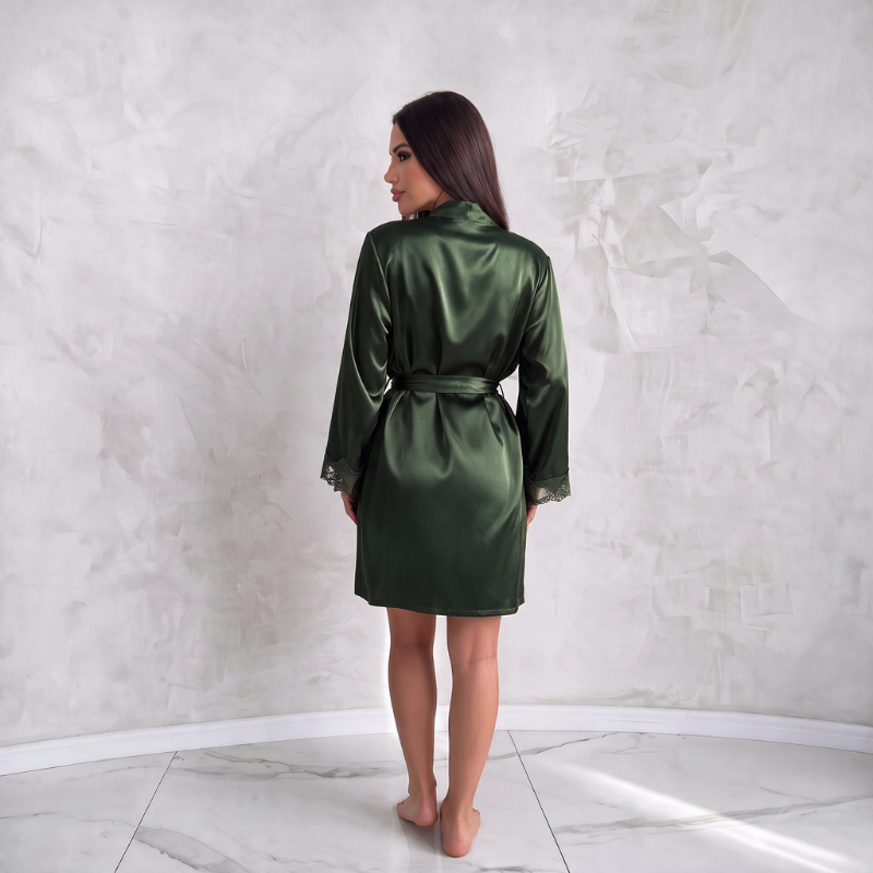 Silky Captive – Elegant Lace Sleepwear Duo - Green