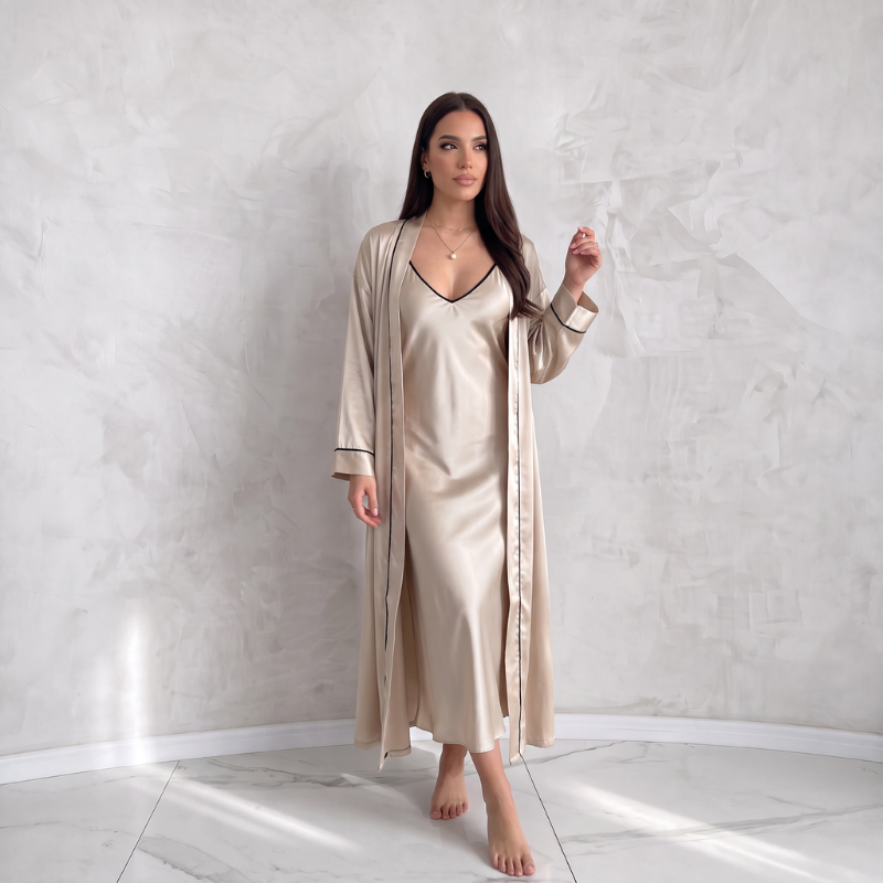 Robe portefeuille en soie coupe décontractée