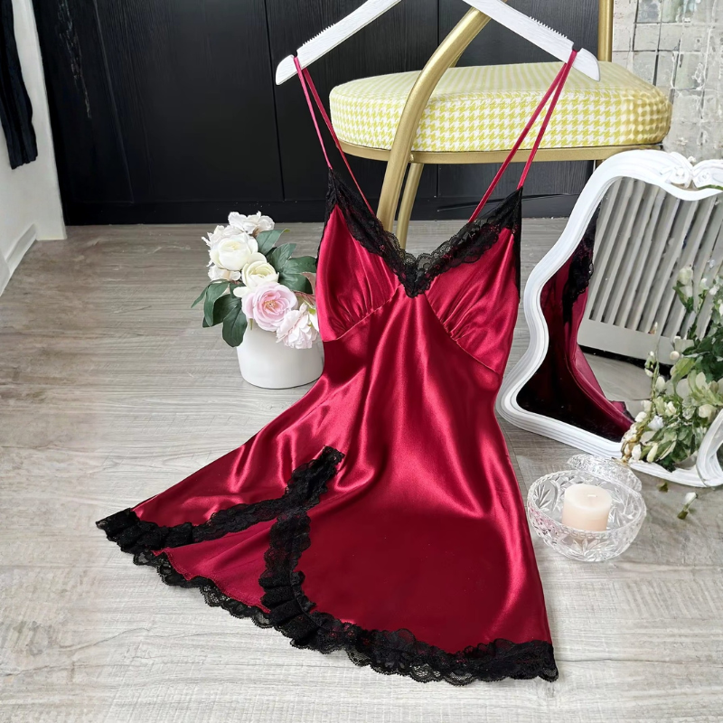 Babydoll de seda con cuello vuelto de lujo 