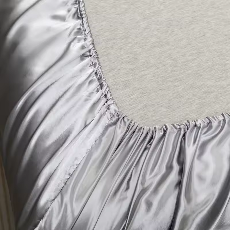 Fitted Satin Set with Smooth Surface and Tailored Look